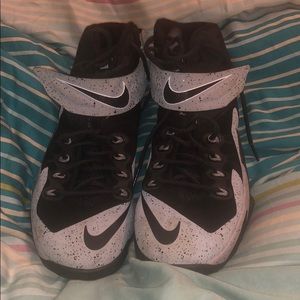 nike zoom soldier VIII basketball shoes